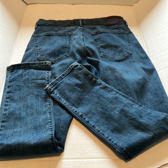 Abercrombie & Fitch Rustin athletic skinny. Size 33 x32. - Picture 6 of 6